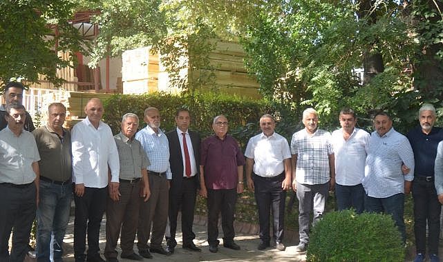 Baştürk: Esnaflarımız dükkanlarına sığamıyor!