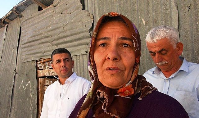 Evi, ahırı ve samanlığı yandı!