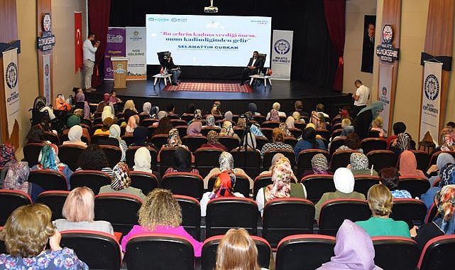 "Türkiye'ye örnek olacak çalışmalar yapıyoruz"