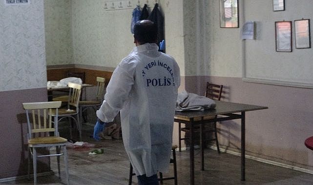 Kıraathanede silahlı kavga!