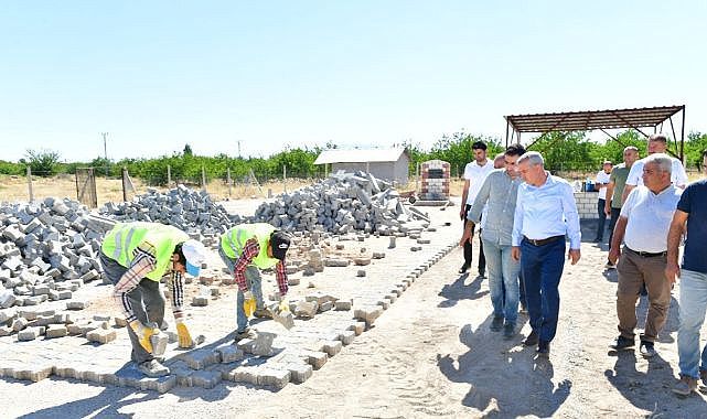 "Kuşdoğan mahallemize güzel alanlar kazandırıyoruz"