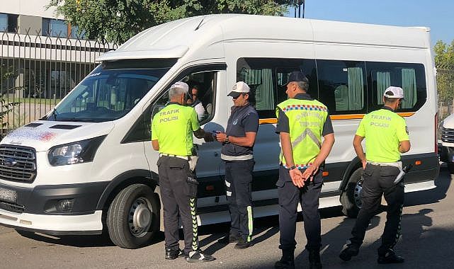 Öğrenci servisleri tek tek durduruluyor!