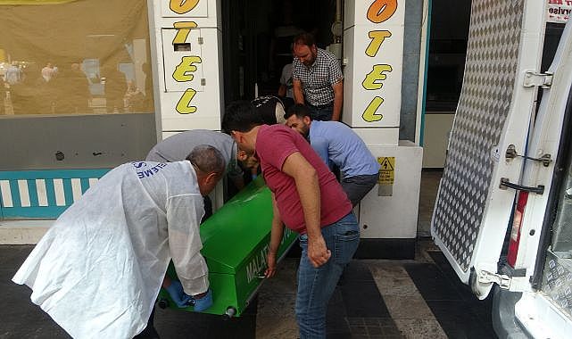 Otel odasından cesedi çıkarıldı!..