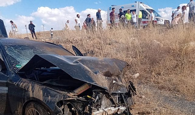 Otomobil ile hafif ticari araç çarpıştı! 1 ölü