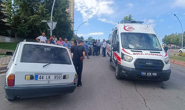 Trafik kazasında cadde savaş alanına döndü!