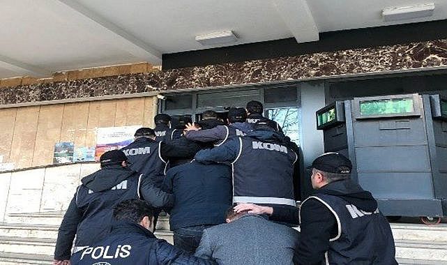 59 ilde eş zamanlı operasyon: 19 gözaltı