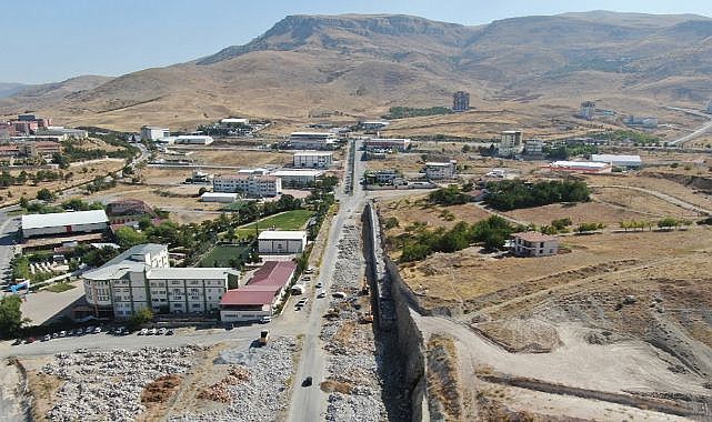 Gelinciktepe yol çalışması Kasım’da tamam!