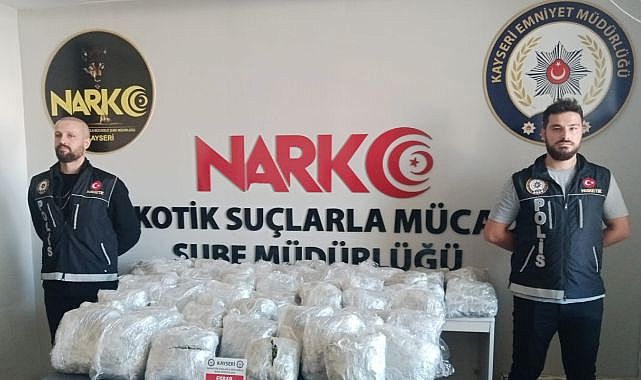 Kiralık araçtan sevkiyat polise takıldı!