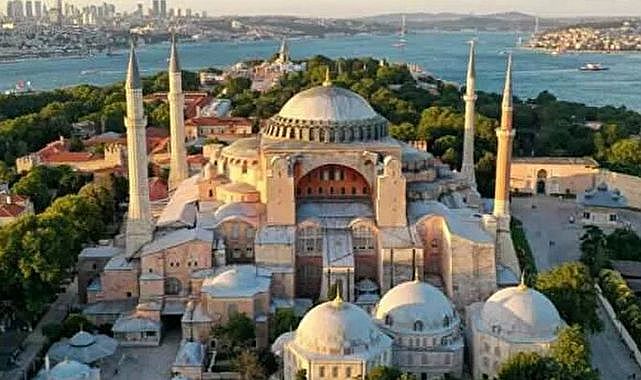Türkiye'de kaç cami var?