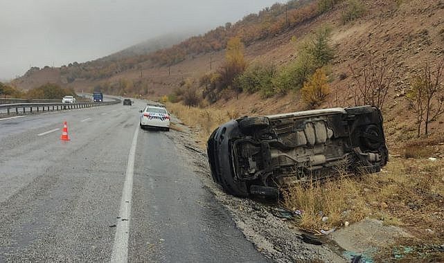 Kontrolden çıkan araç yan yattı!