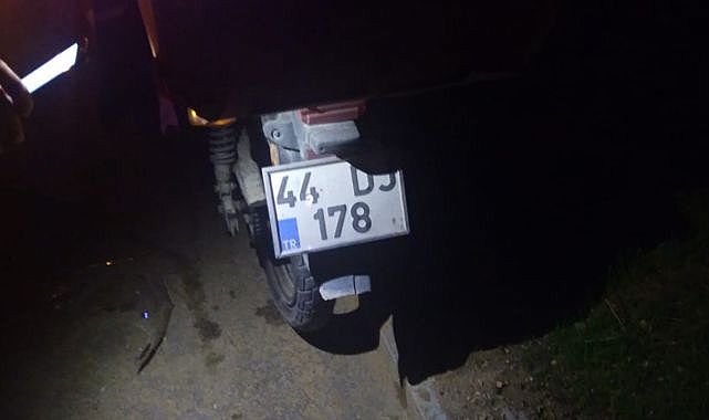 Motosikletli, kanalizasyon çukuruna düştü!