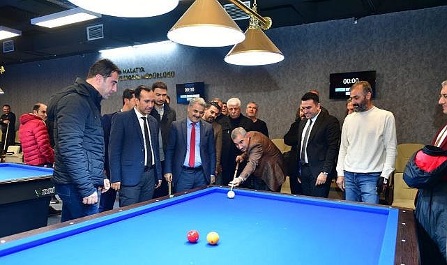 1.Ödüllü Üç Bant Bilardo Turnuvası heyecanı