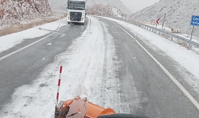 Adıyaman-Malatya karayolu beyaza büründü!
