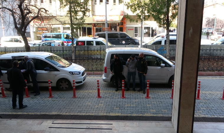 Çifte cinayete 2 tutuklama!