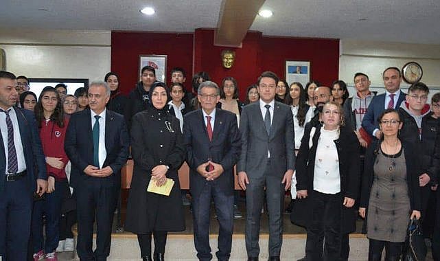 Eski Bakan deneyimlerini paylaştı!