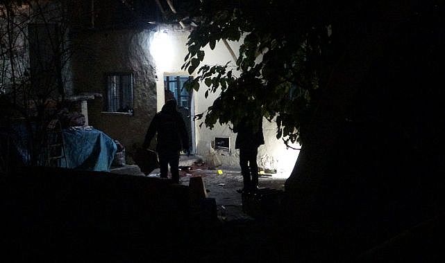 Gece yarısı evinin önünde saldırıya uğradı!
