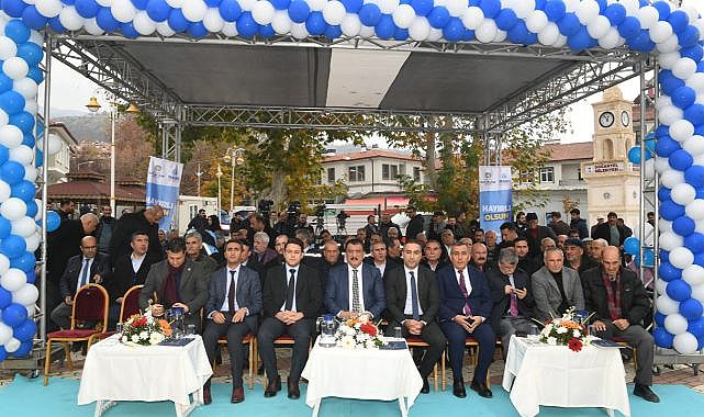 "İlçemizin altyapı ve üstyapısını tamamen yeniledik"