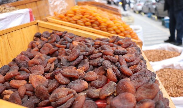 Kayısı ihracatı geçen yıla oranla yüz güldürdü!