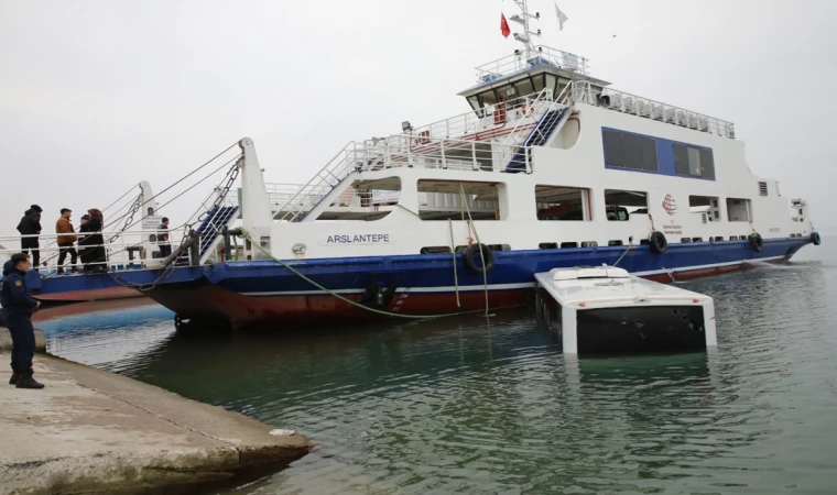 Belediye otobüsü baraj gölüne uçtu!..