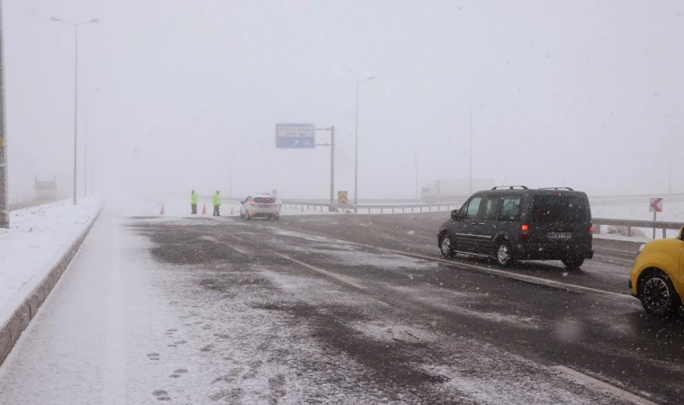 46 mahalle ile 42 mezra yolu ulaşıma kapandı!