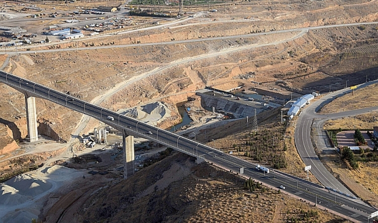 Beylerderesi Köprüsü ulaşıma kapatıldı!