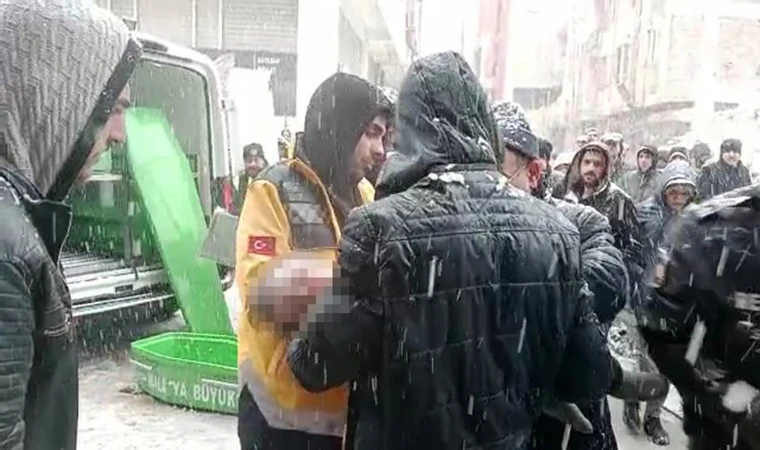 Enkazdan, kahreden haber!..