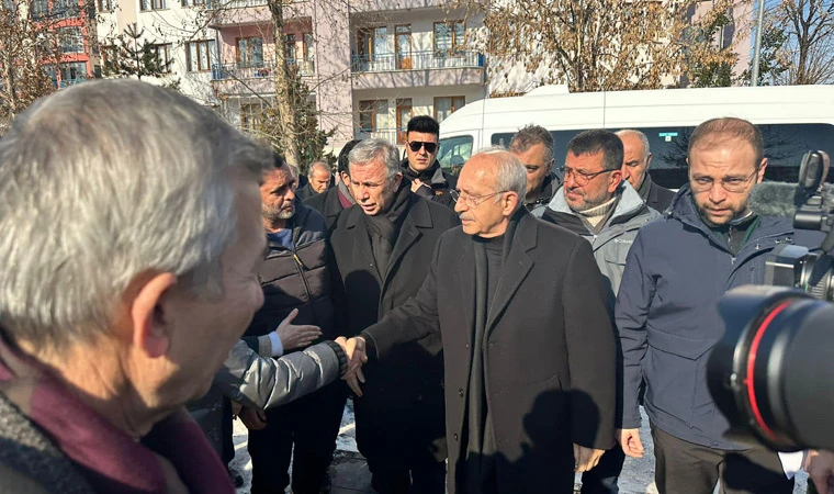 Kılıçdaroğlu, ellerinde çadır olan firmalara seslendi!