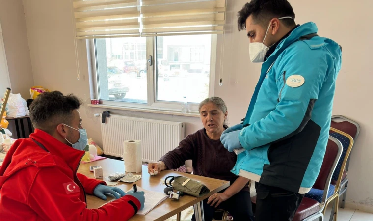 Mahalle mahalle dolaşarak hizmet veriyorlar
