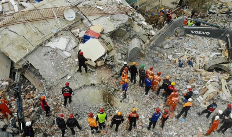 Türkiye’deki deprem hasarının maliyeti ne kadar?