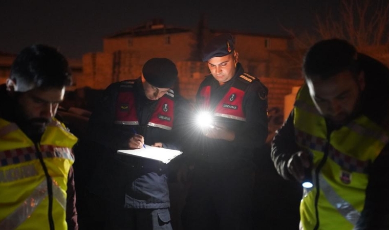 Deprem fareleri, kodesi boyladı!