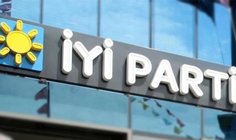 İYİ Parti'de şok istifa!