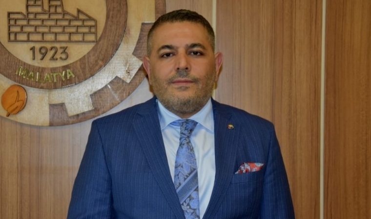Sadıkoğlu, "yetkisi yokmuş gibi" konuşmaya devam etti!