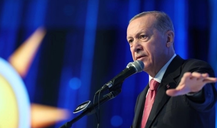 Cumhurbaşkanı Erdoğan'dan ekonomik müjde: Gençlere ÖTV'siz 'cep telefonu ve bilgisayar'