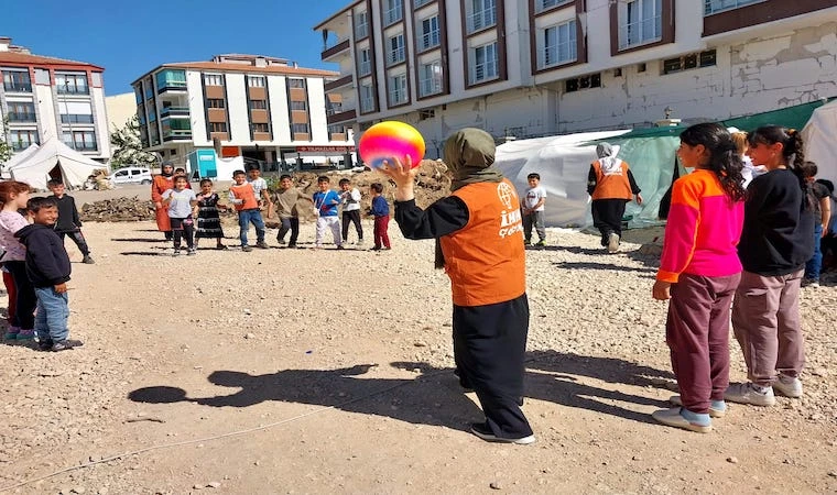 İHH, Malatya’daki çocukları unutmadı