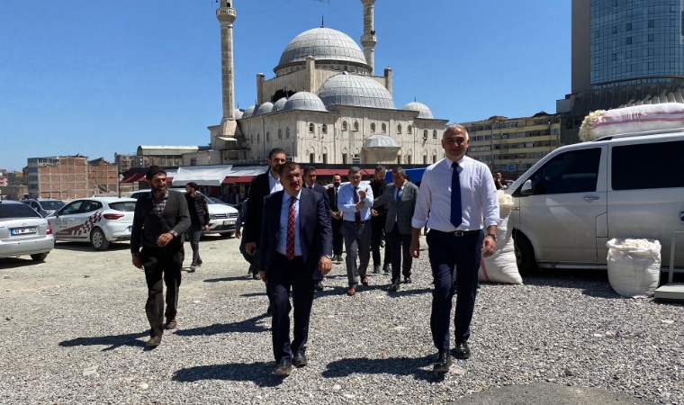 Bakan Ersoy, Malatya'daki çalışmalar hakkında yetkililerden bilgiler aldı