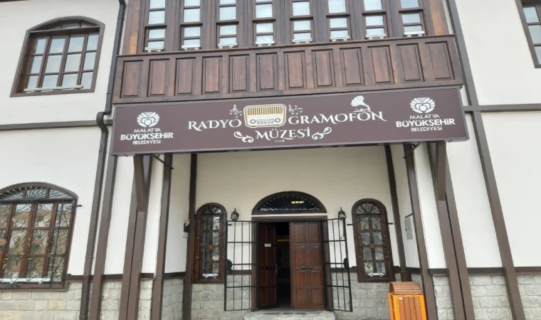 Malatya’nın nostalji kokan tarihi canlanıyor! Avrupa ve Asya'nın en büyük Fotoğraf Makinesi & Radyo Gramofon Müzesi kapılarını tüm dünyaya açtı!