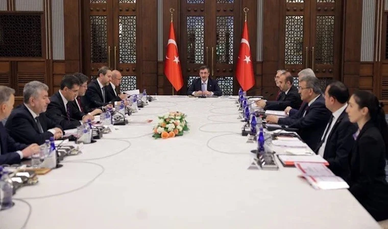 Yılmaz: Enflasyonla mücadelede kararlıyız