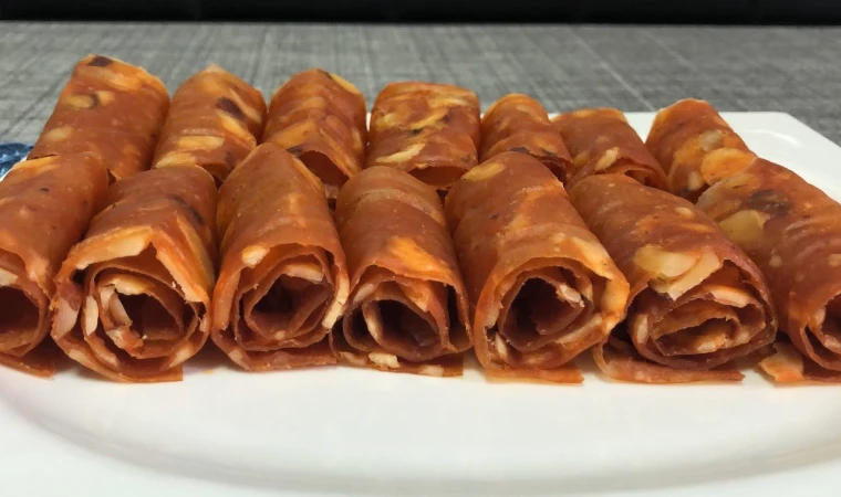 Evde kolay Malatya kayısı pestili nasıl yapılır? Evde Malatya kayısı pestili yapmanın kolay yolları...