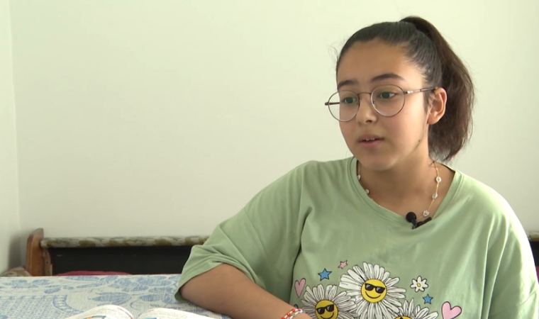 Malatyalı depremzede öğrenci Zeynep Zülal Yarış, şampiyonluğu göğüsledi!