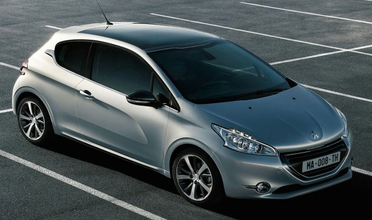 Peugeot B sınıfı Hatchback modelinde fırsatı ayağa getirdi! Peugeot 208 modeli yüzde 1,99 faizli kampanyası için…