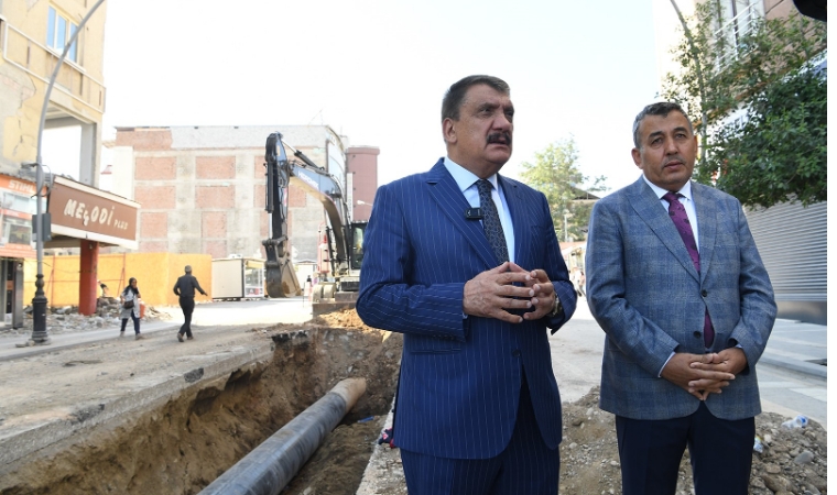 Gürkan : Altyapıyı yeniden inşa ediyoruz!