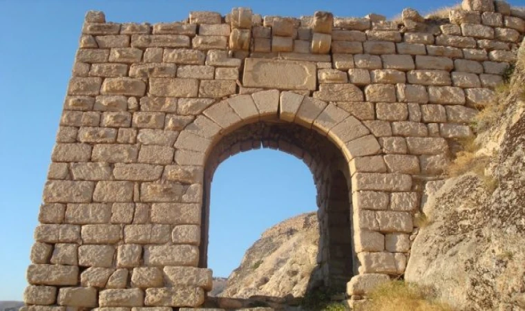Tarihi Malatya Zengibar Kalesi: Malatya'nın Taş Kalesi Eşsiz Tarihi ve Görkemiyle...