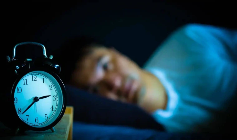 Uykusuzluk problemi yaşayanlar dikkat! Depresyona girebilirsiniz...