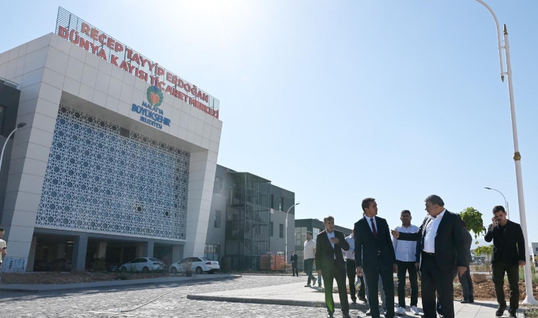 Cumhurbaşkanı'nın adını taşıyan merkezde inceleme!