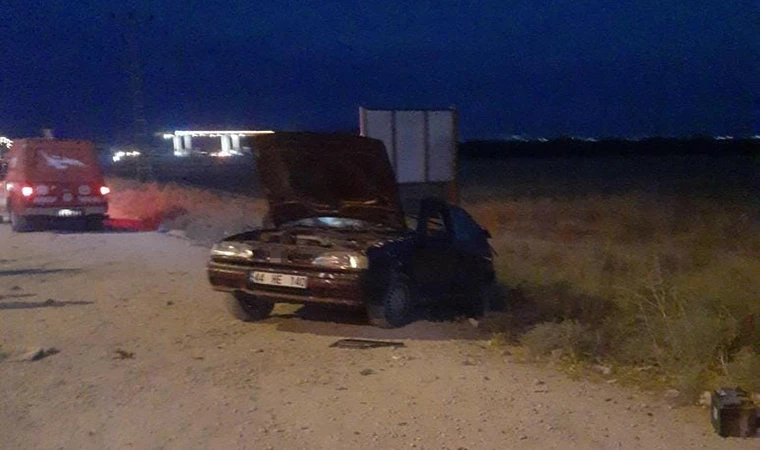 Yazıhan'da iki araç çarpıştı: 3 yaralı