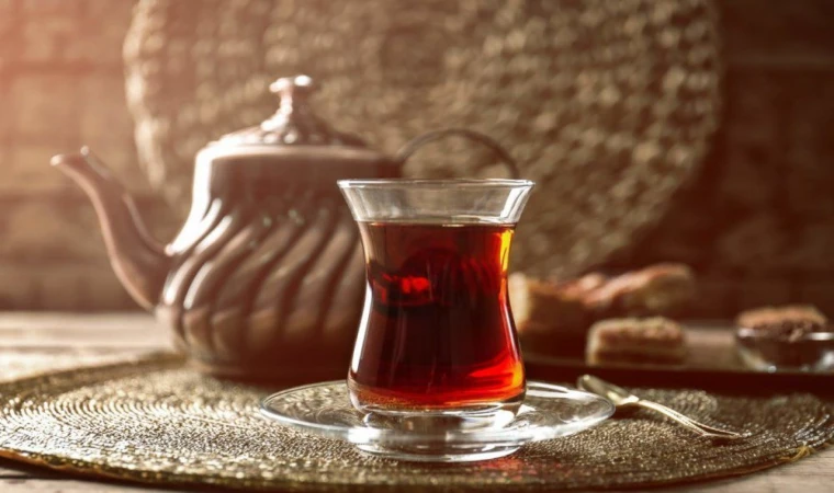 Çayın Yanlış Tüketimi Sağlık Problemlerini Beraberinde Getiriyor! İşte Doğru Çay Kullanımı İçin Öneriler