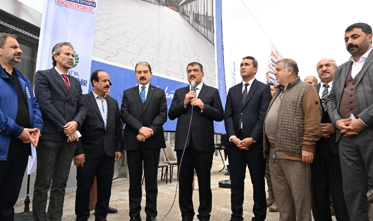 Gürkan betonculara seslendi: Şimdi de fiyatı düşürsünler!