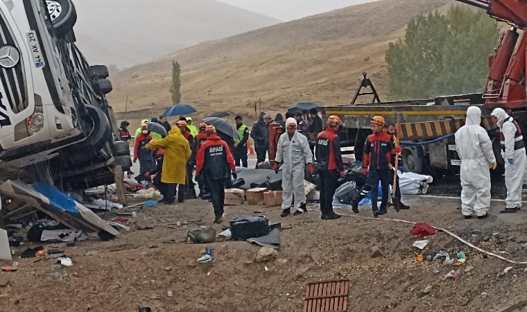 Malatya-Kayseri karayolunda 8 kişinin öldüğü kazada otobüs şoförü tutuklandı!