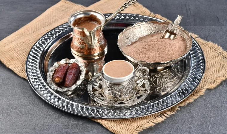 Meğer hep yanlış tüketiyormuşuz! Dibek kahvesini böyle tüketin...