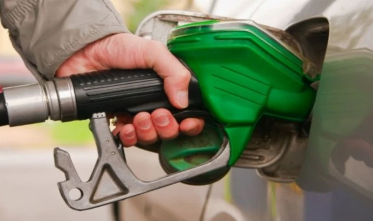 Motorine zam geliyor! İşte akaryakıt istasyonlarında şu anda ortalama litre fiyatlar...